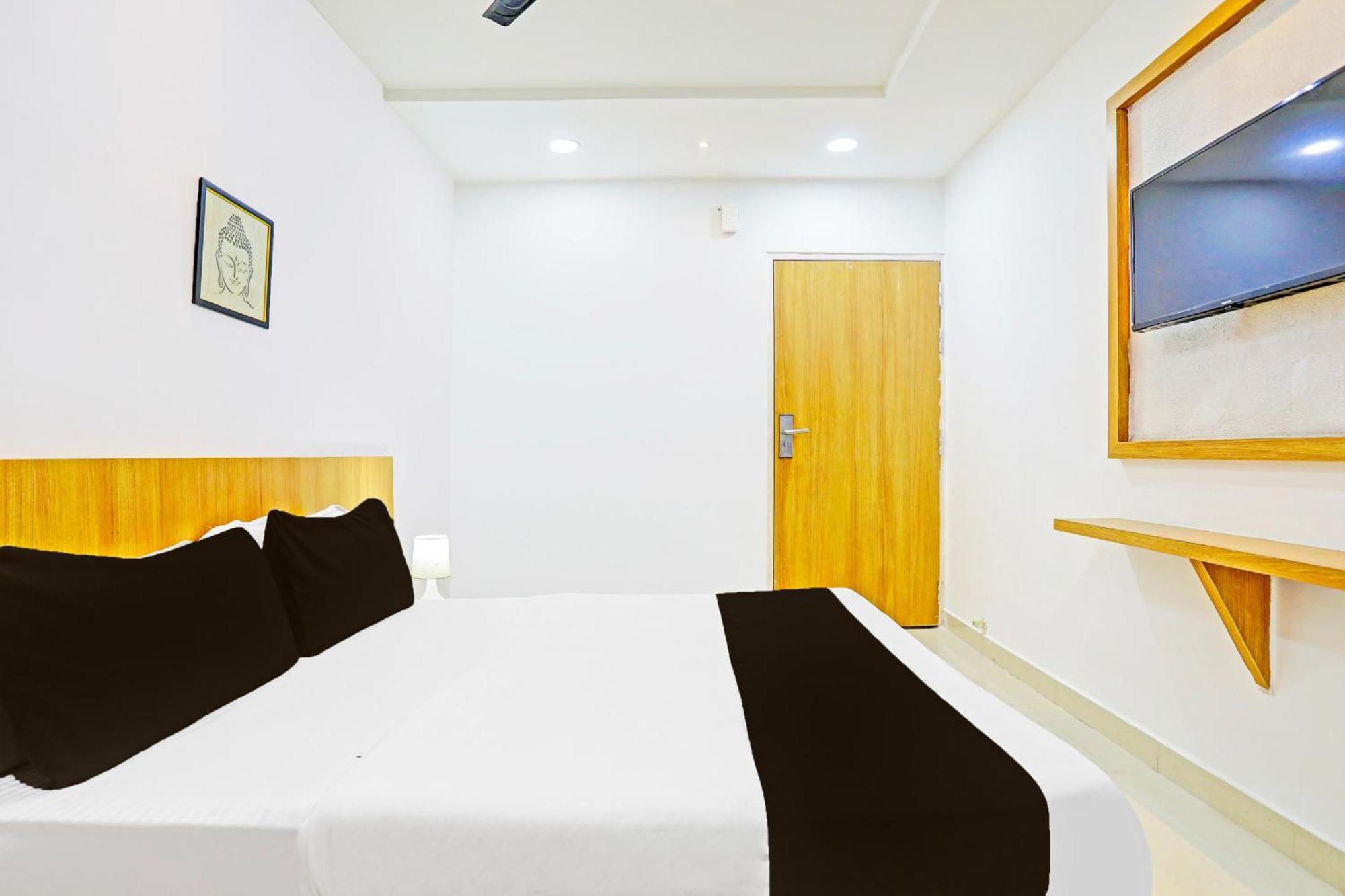 Super Hotel O Raipur Eksteriør billede