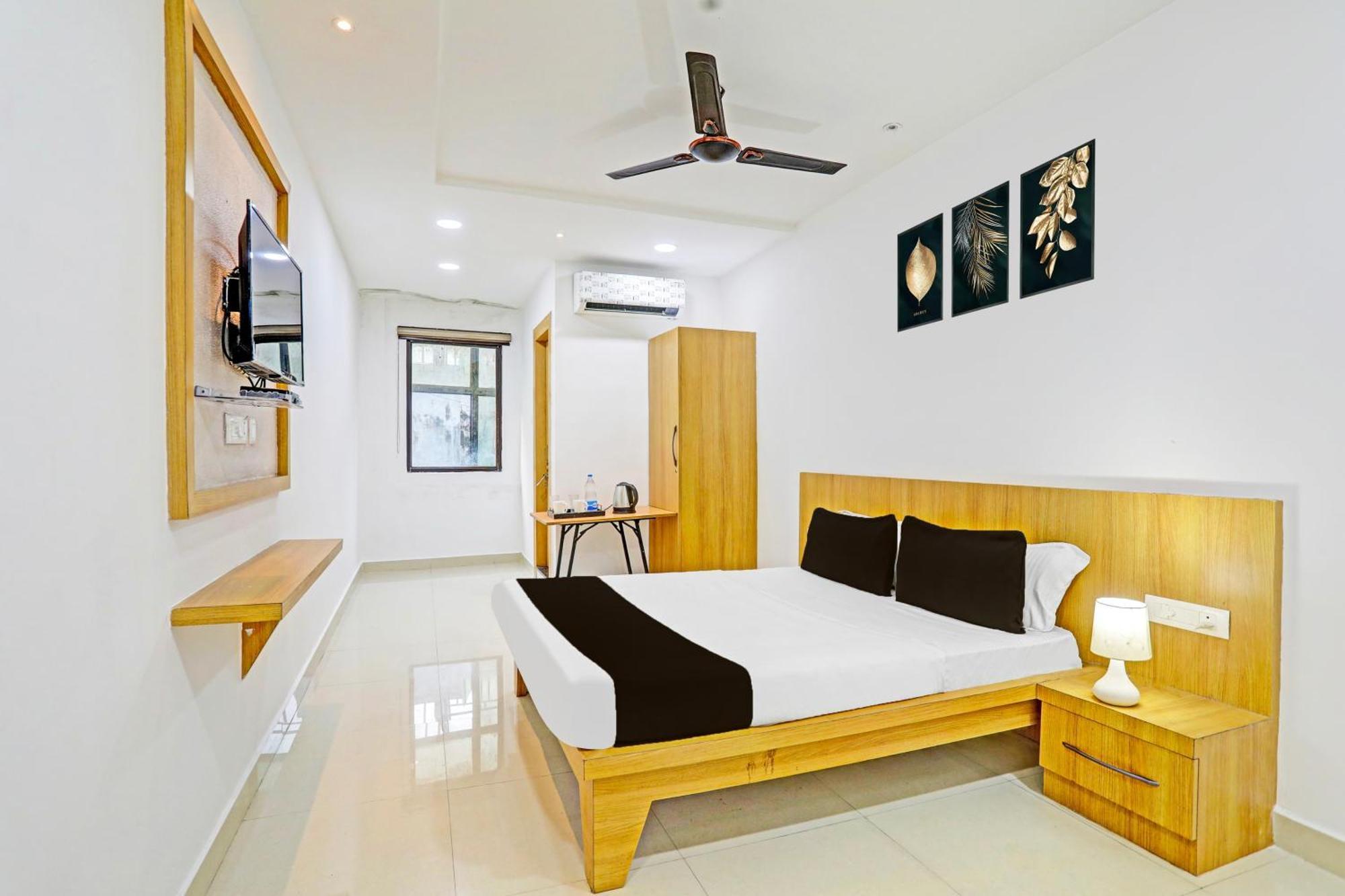 Super Hotel O Raipur Eksteriør billede