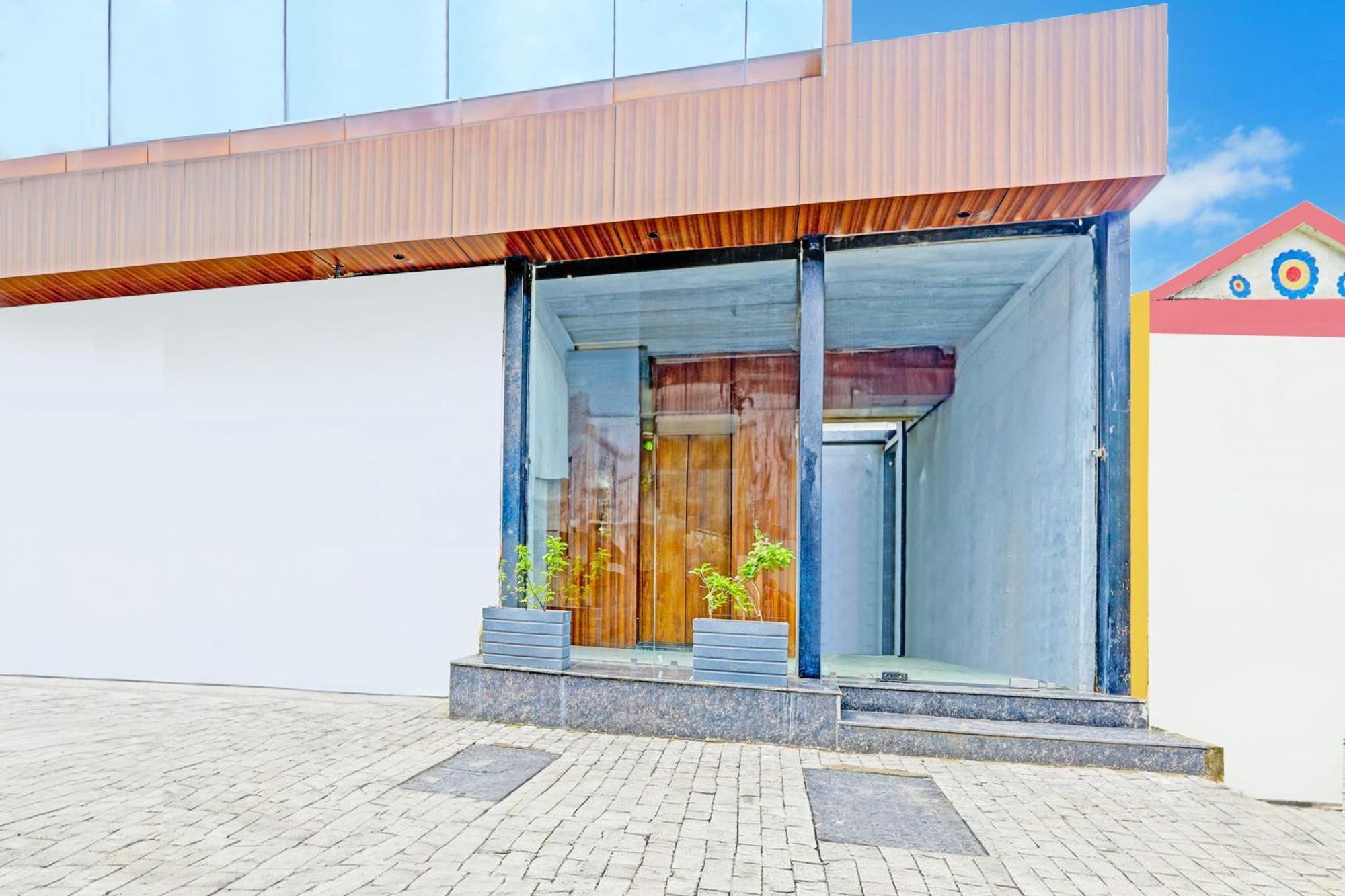 Super Hotel O Raipur Eksteriør billede